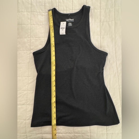 UpWest Go To Tank Size Small - Picture 2 of 7